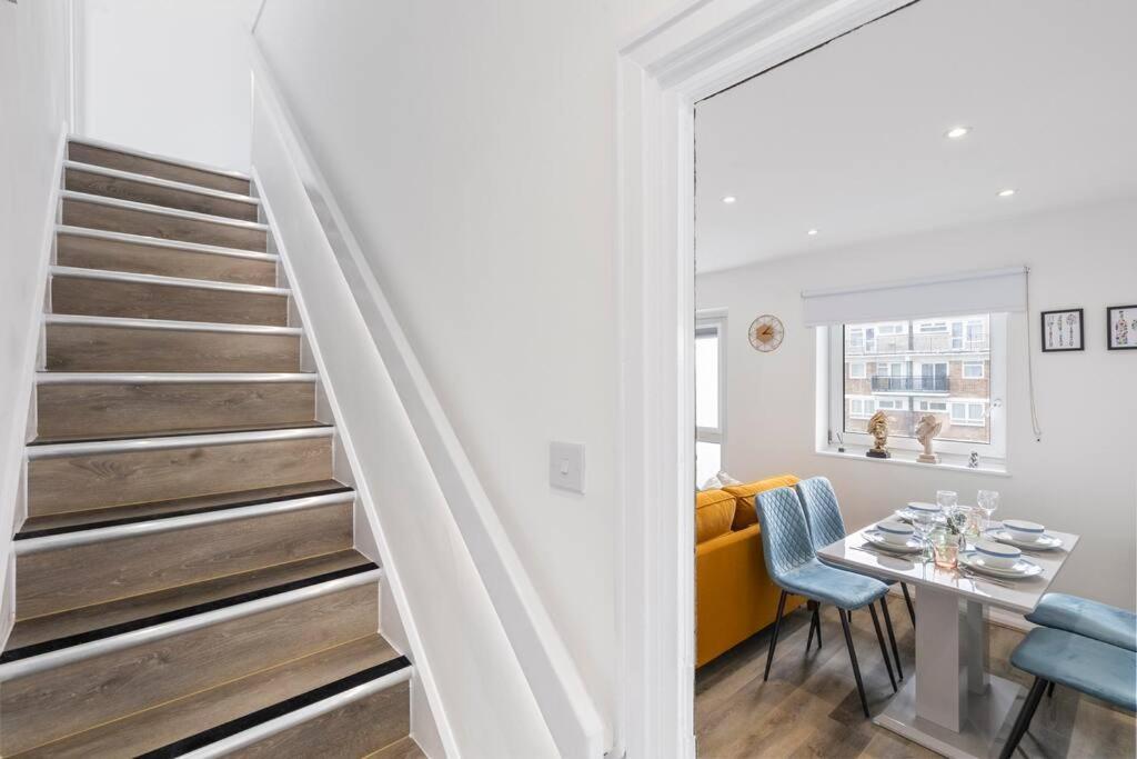 شقة Shard View 2Br Next Tower Bridge لندن المظهر الخارجي الصورة